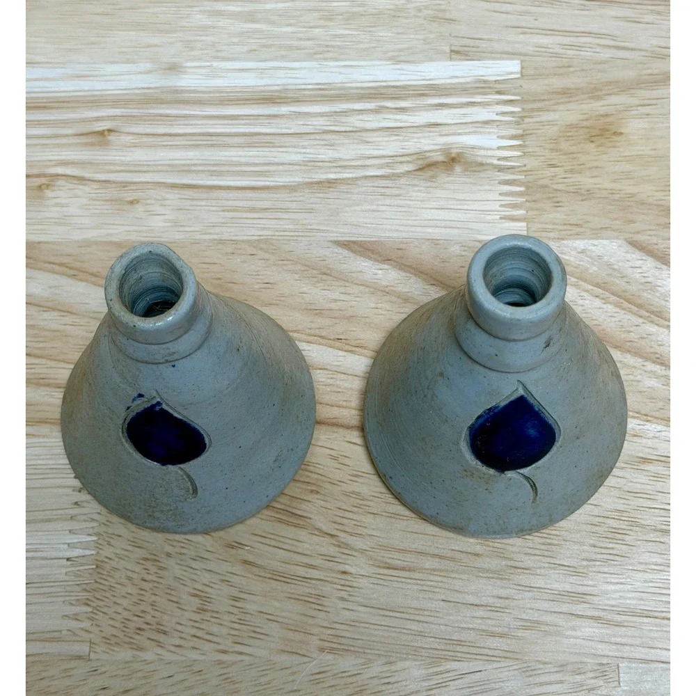 Williamsburg Pottery Salt Glaze Stoneware Blue Leaf Candle‎ Holder Pair VA USA